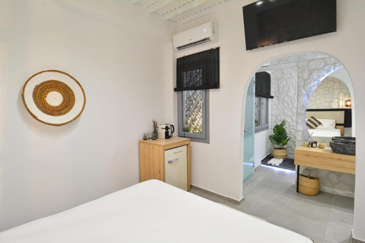 Oikia Suites Mykonos Mykonos Town ภายนอก รูปภาพ