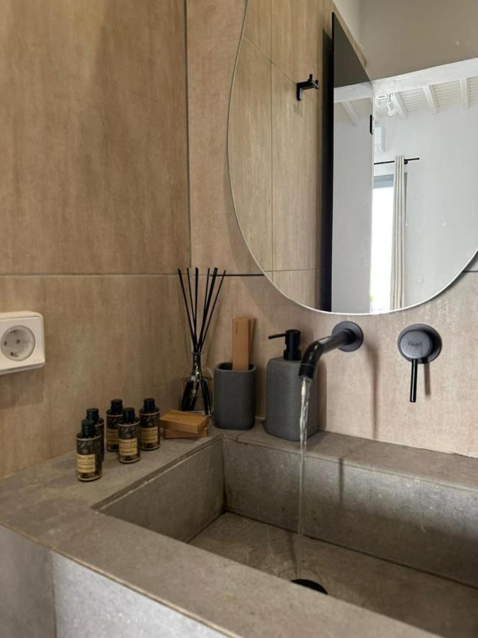 Oikia Suites Mykonos Mykonos Town ภายนอก รูปภาพ